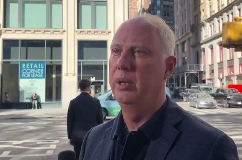 Таємна зустріч у Маямі: Reuters дізналось, хто є автором "мирного плану" Таємна зустріч у Маямі: Reuters дізналось, хто є автором "мирного плану"